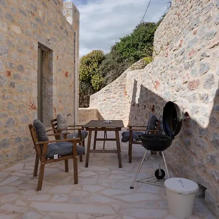 Alexandra's House * Limeni