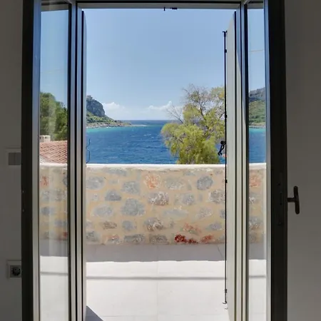 Alexandra's House Liménion