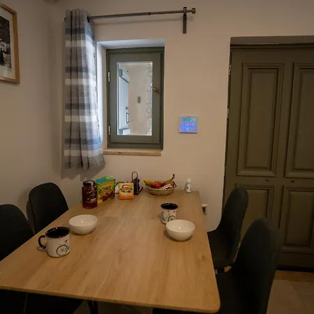 Alexandra's House بيت للعطل *