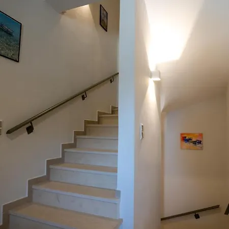 Alexandra's House بيت للعطل *